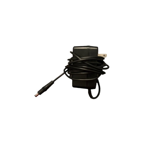 Nintendo Entertainment System Model NES-001 W/ 2 Controllers & Gun - Picture 4 of 13